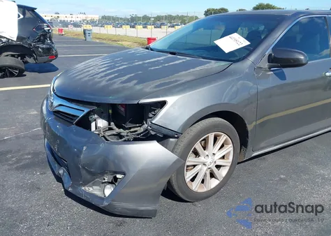 2012 Toyota Camry Xle z USA, uszkodzony, nr VIN 4T1BF1FK0CU074727